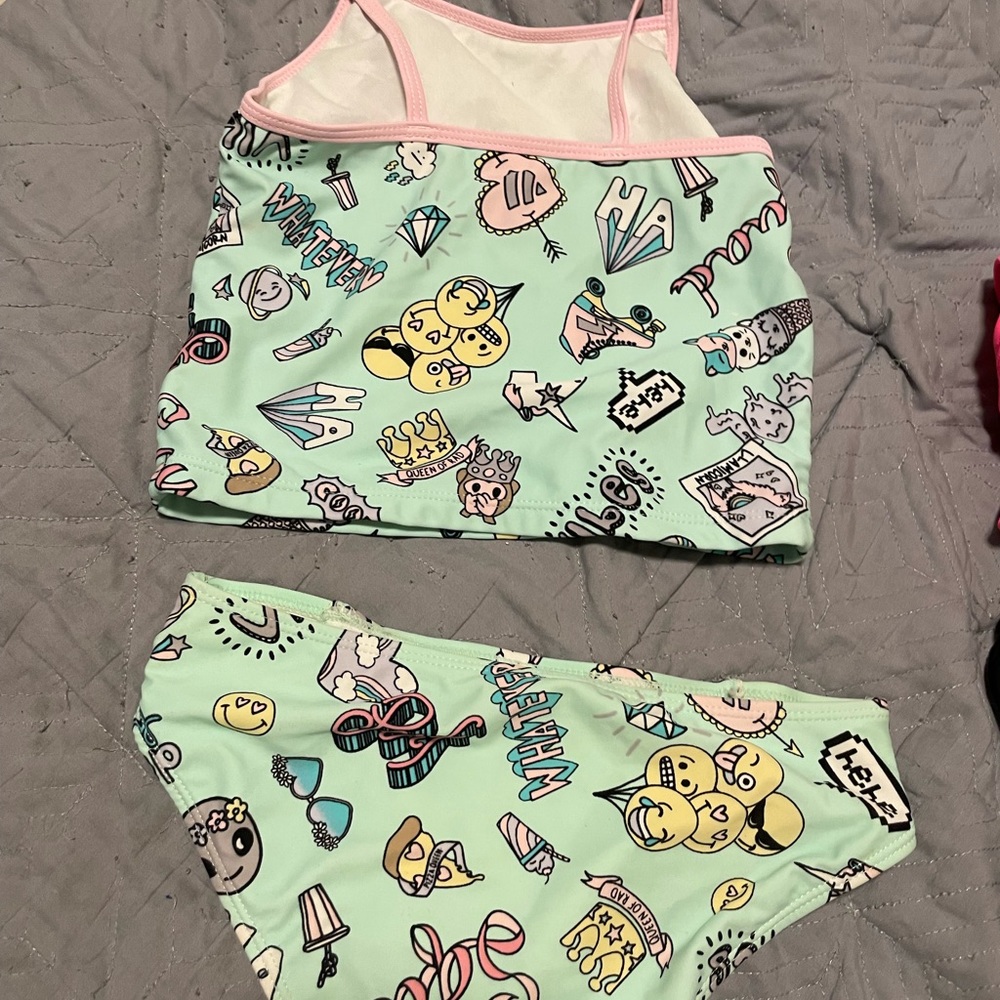 Girls bathing suits - Picture 8 of 10